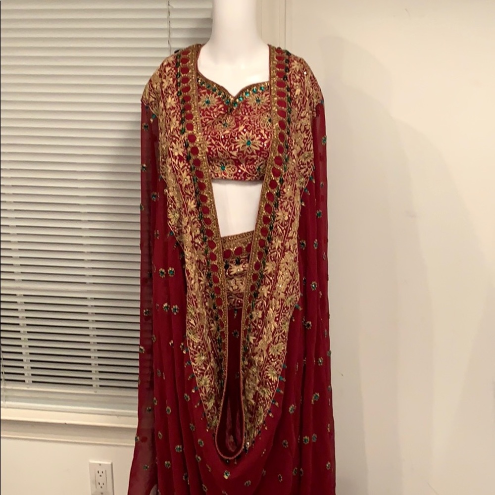 RABANI & RAKHA EMBELLISHED SAREE SET SIZE 14